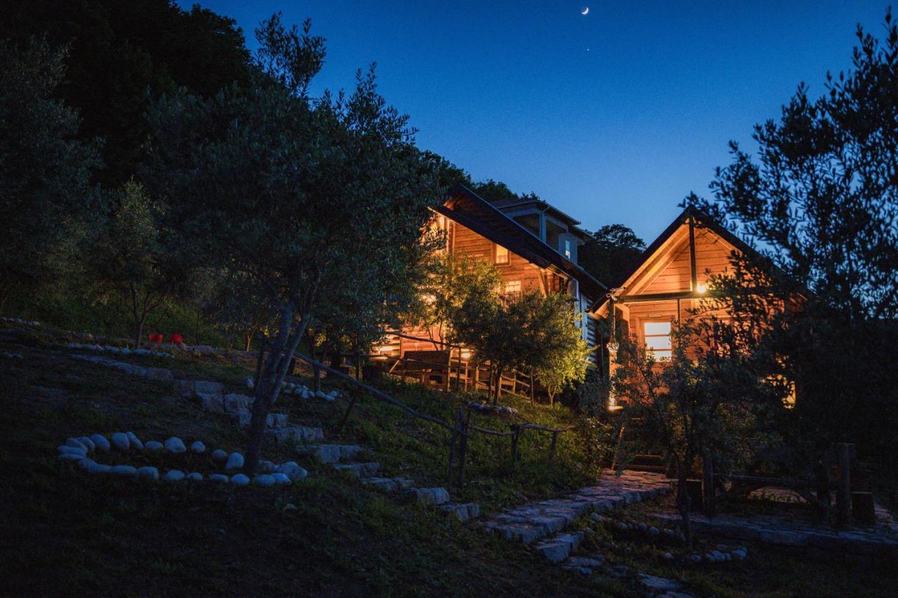 Madre Natura Glamping อุลซิน ภายนอก รูปภาพ