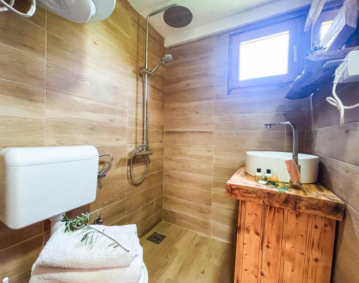 Madre Natura Glamping อุลซิน ภายนอก รูปภาพ