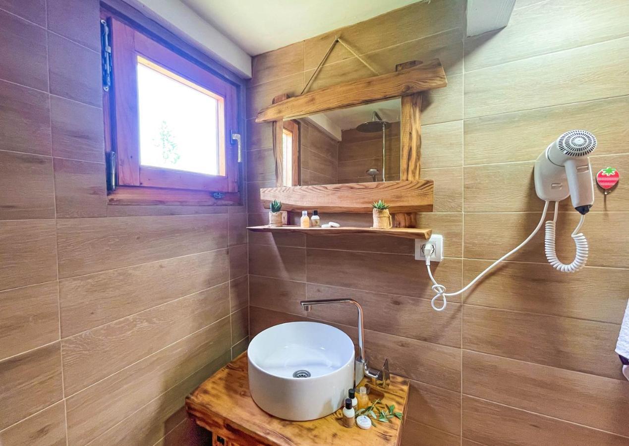 Madre Natura Glamping อุลซิน ภายนอก รูปภาพ